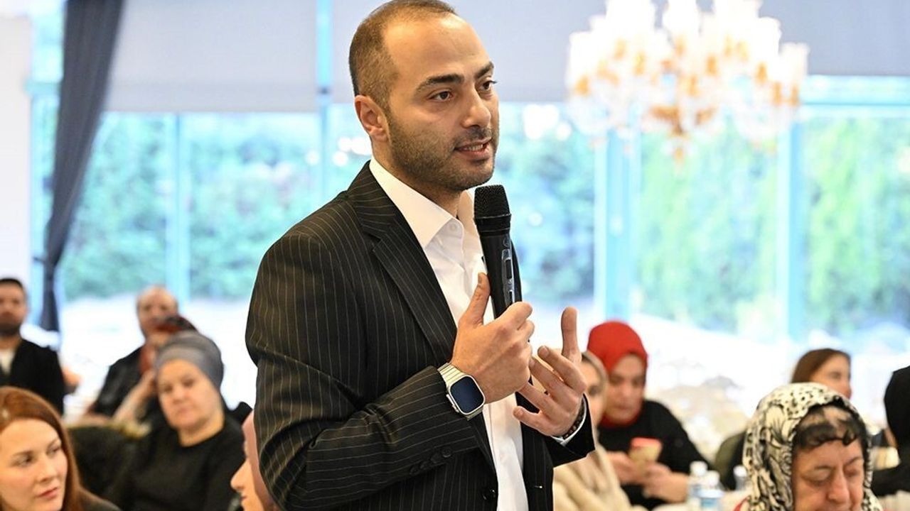 Başkan Vekili Eray Karadeniz, Gaziosmanpaşa'da Kuaför ve Güzellik Salonu İşletmecileriyle Buluştu