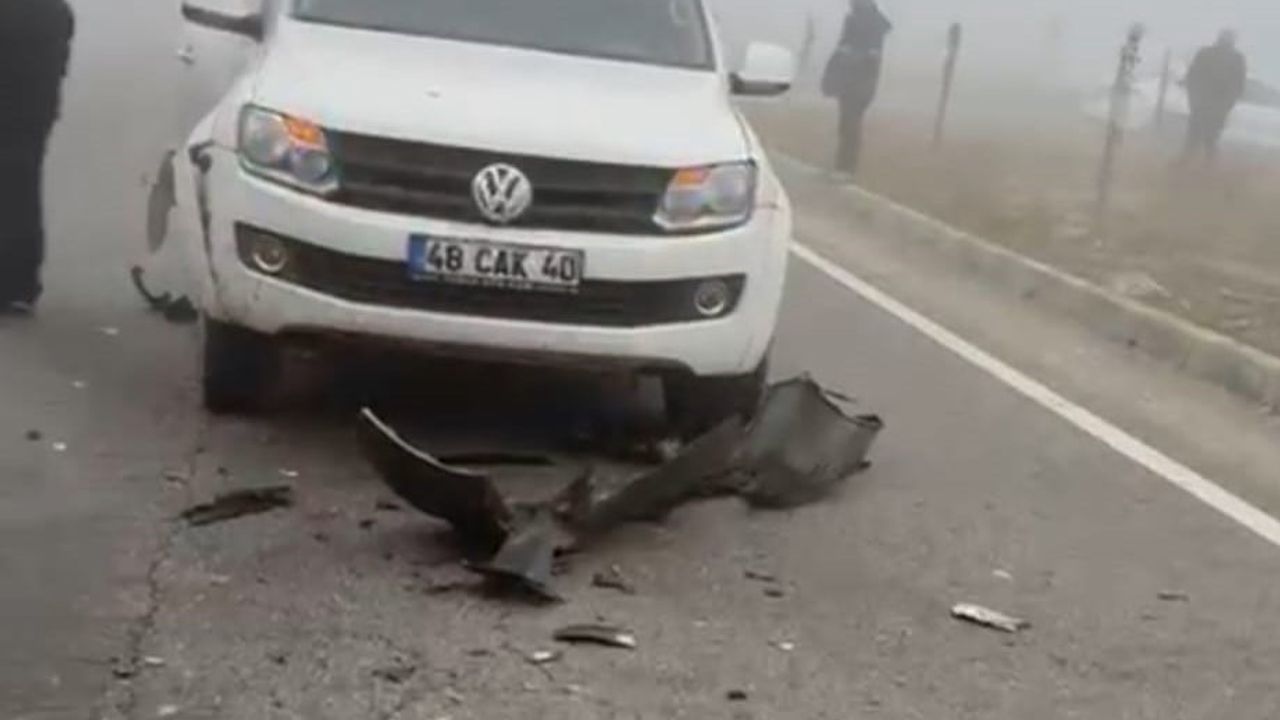 Batman'da zincirleme kaza: Dövecik kavşağında yoğun sis 14 kişiyi yaraladı