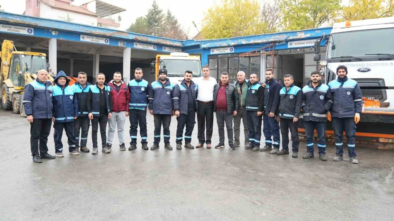Battalgazi Belediyesi karla mücadele için 24 saat teyakkuzda
