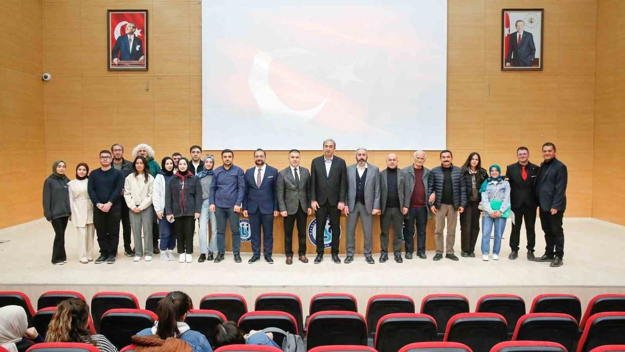 Bayburt'ta 'Kafkas Cephesi’nde Sıcak Savaşın Soğuk Sahnesi: Sarıkamış Harekatı' paneli — 111. yıl anması