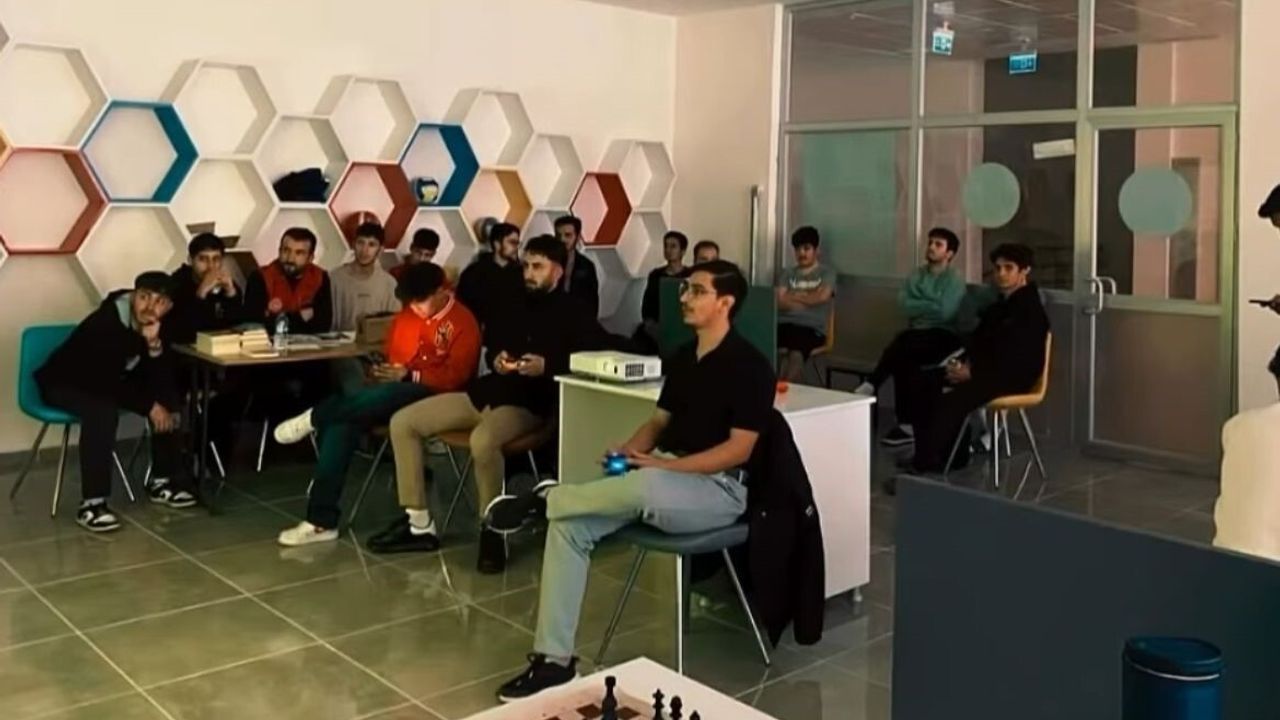 Bayburt’ta KYK yurdu öğrencilerine yönelik 3 günlük PlayStation Turnuvası