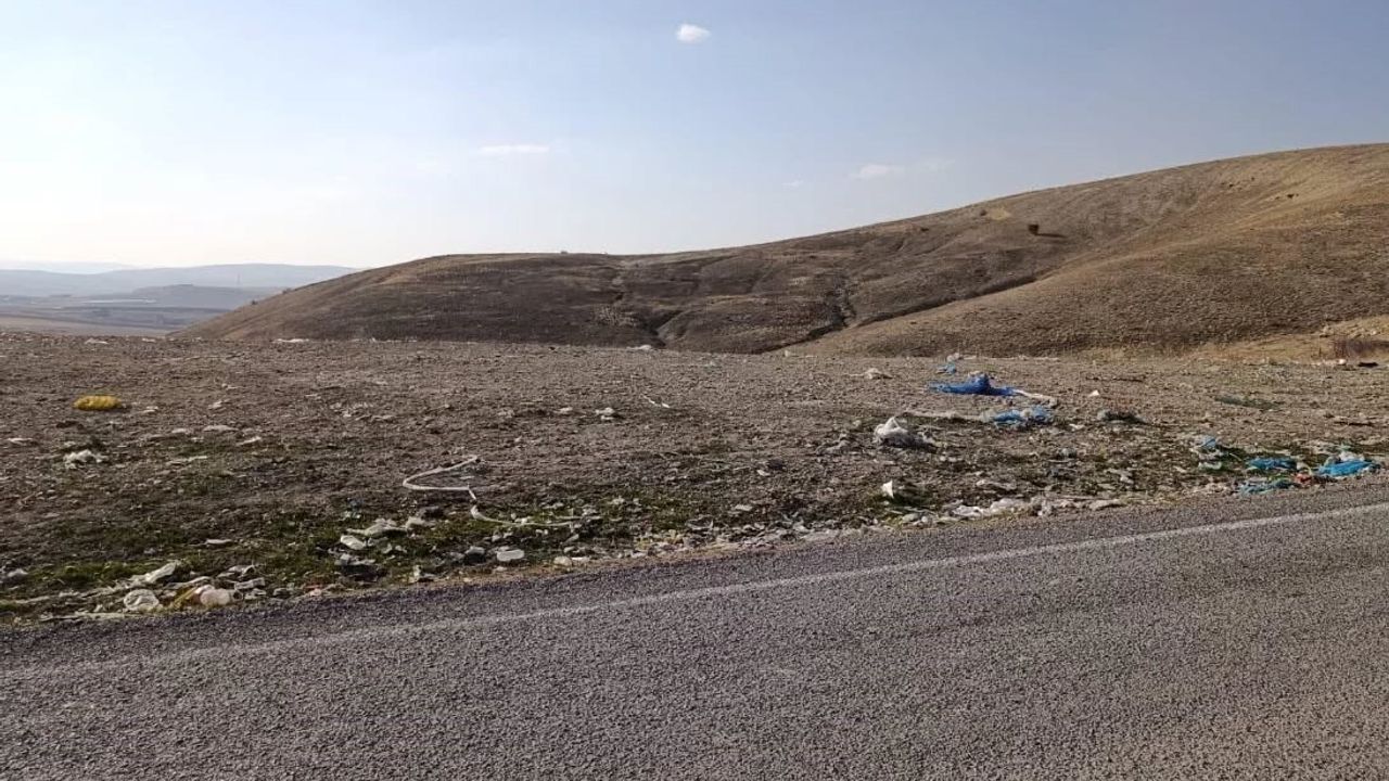 Bayburt'ta Şingah Mahallesi katı atık tesisinde denetim: Çöp yayılımı ve teknik eksiklikler tespit edildi