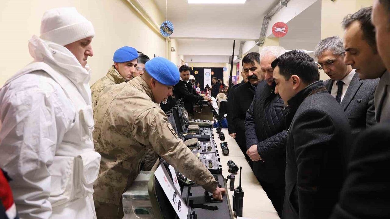 Bayburt’ta Yerli ve Milli Ürünler Şehit Nevzat Kaya İlkokulunda Sergilendi