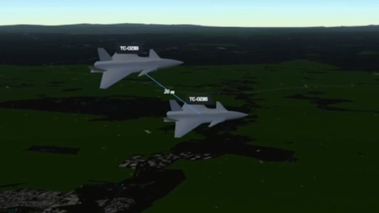 Bayraktar KIZILELMA, akıllı filo otonomisiyle ilk otonom kol uçuşunu başarıyla tamamladı