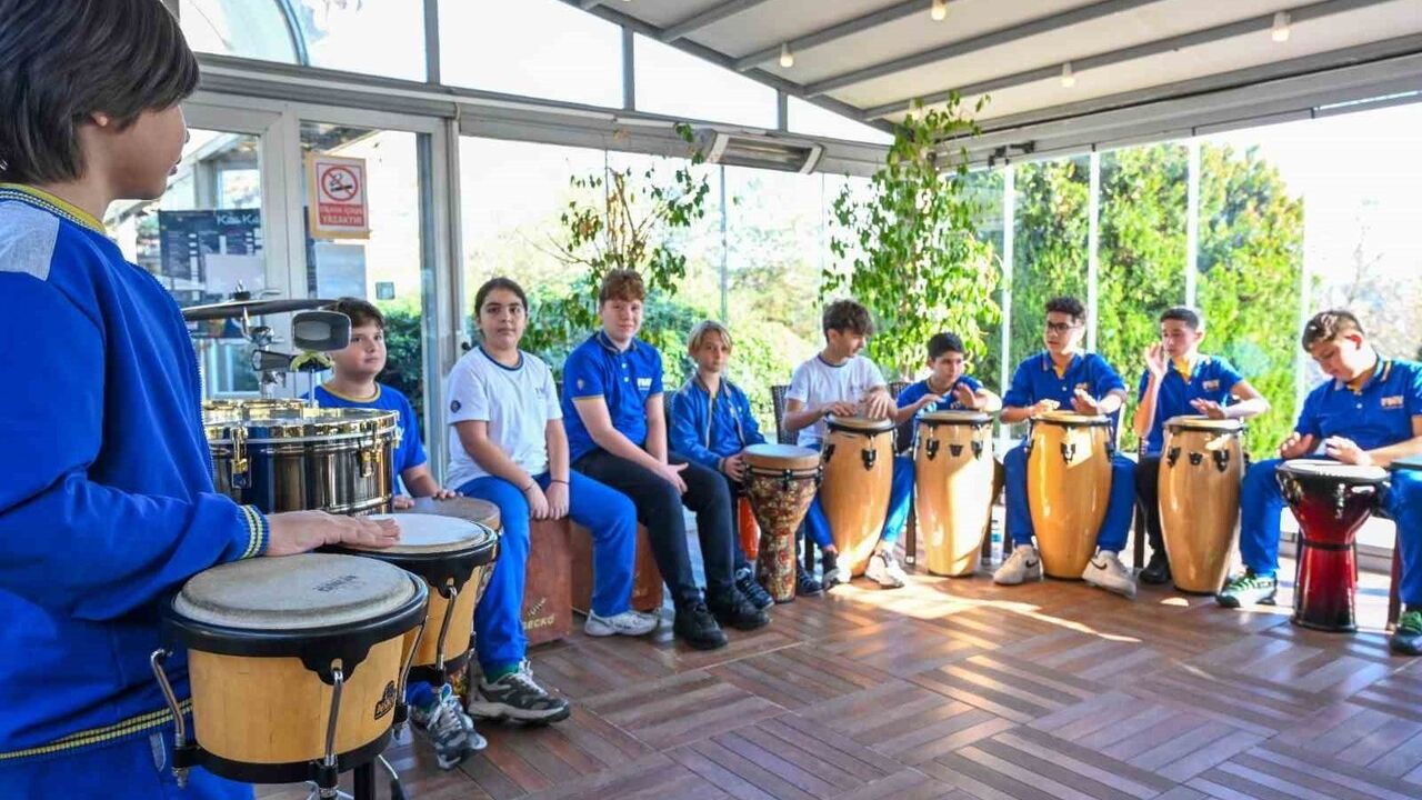 Beşiktaş Belediyesi 3 Aralık Dünya Engelliler Günü'nü Nişantaşı Işık Ortaokulu'nda kutladı