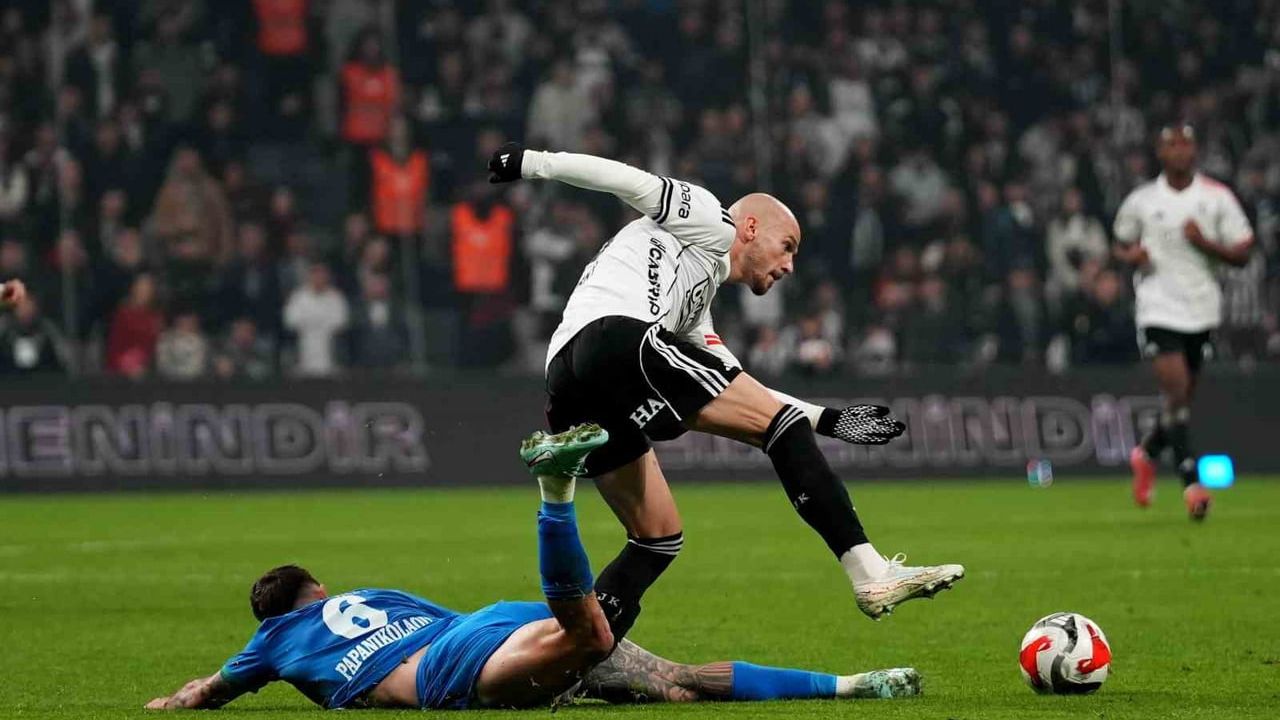 Beşiktaş - Çaykur Rizespor: İlk yarı 0-0 (Trendyol Süper Lig 17. hafta)
