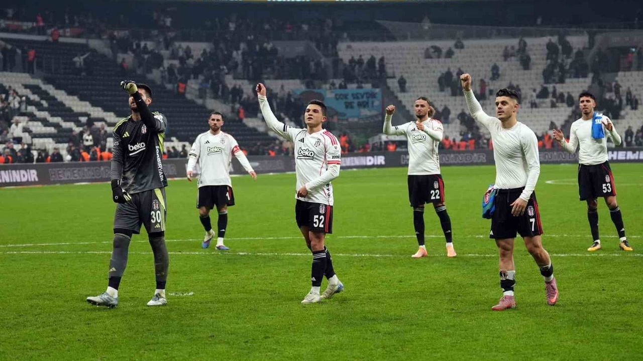 Beşiktaş, Çaykur Rizespor'u 1-0 yenerek iç sahada 4 maç sonra galip geldi