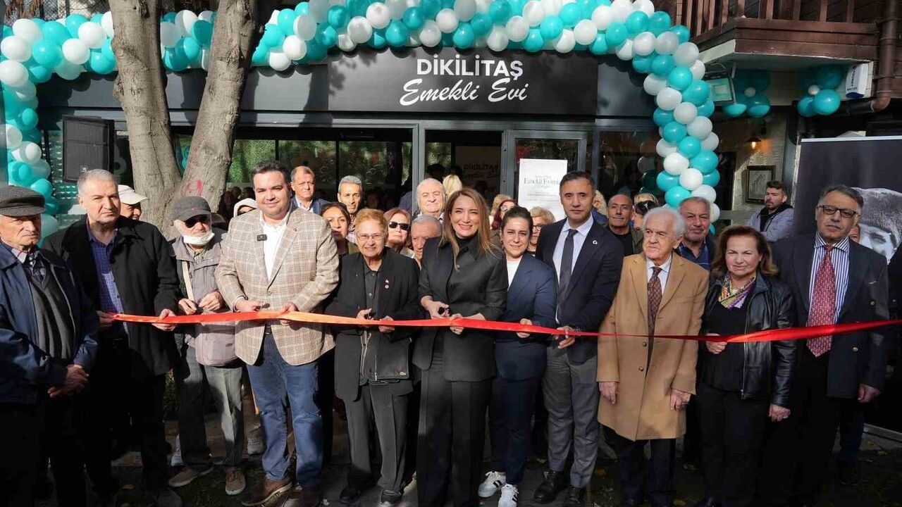 Beşiktaş'ta Dikilitaş Emekli Evi hizmete açıldı