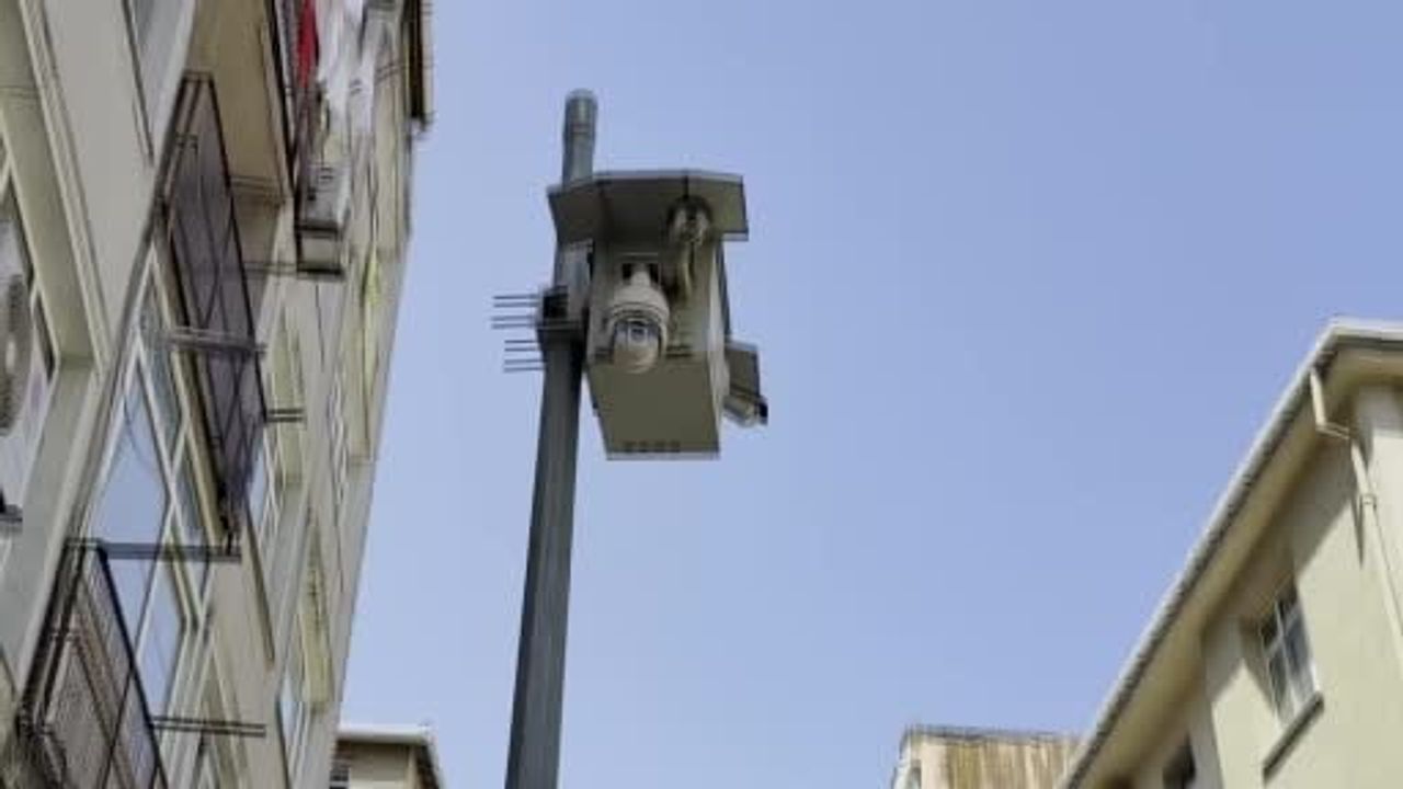 Beşiktaş’ta doğurduğu bebeği öldürmekle suçlanan Elif D. hakim karşısına çıktı; Adli Tıp raporu istenecek