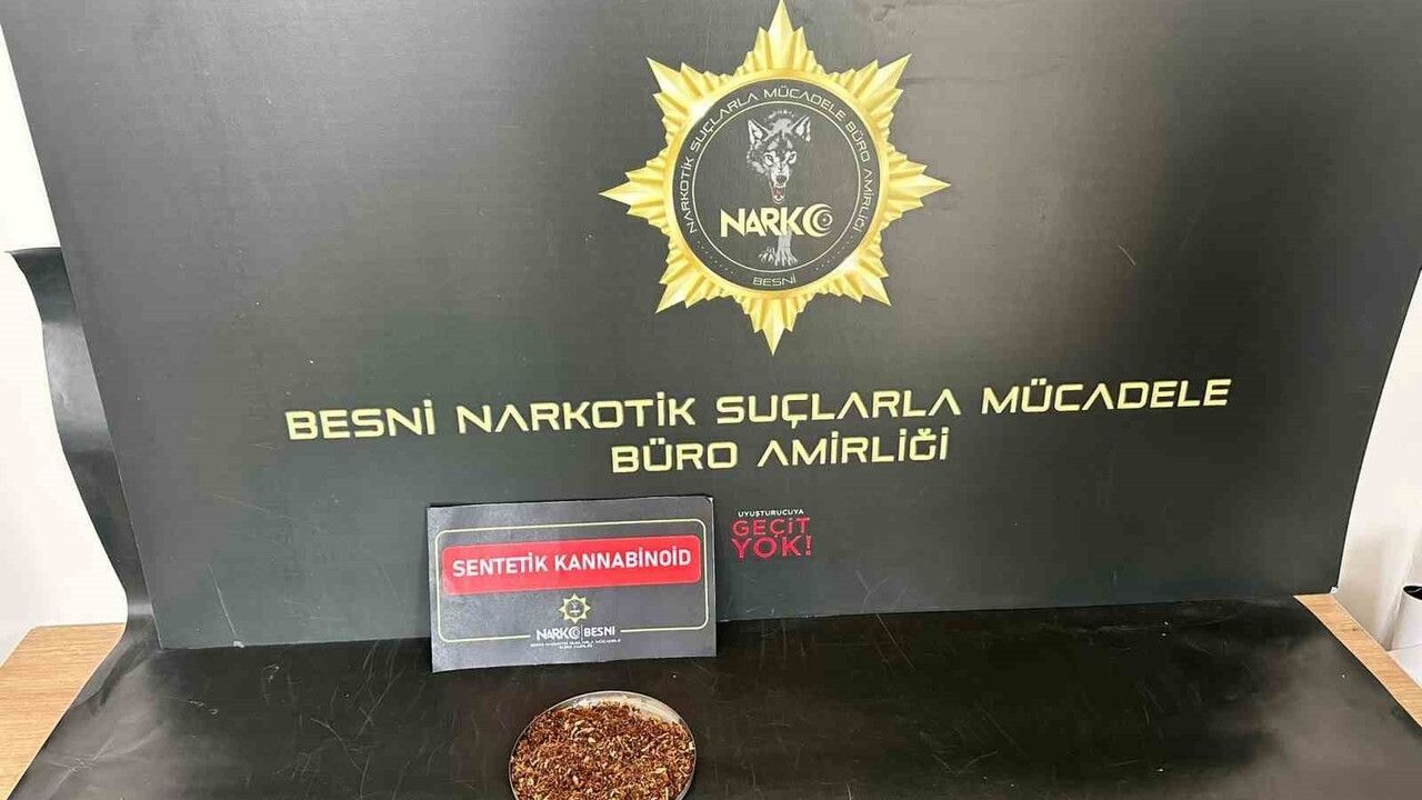Besni'de üzerinde 50 gram sentetik kannabinoid ile yakalanan V.S. tutuklandı
