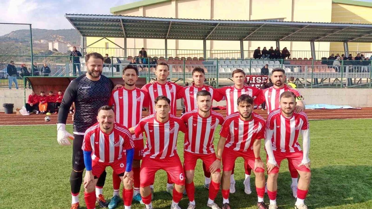 Bilecik 1. Amatör Lig: 1969 Bilecik Spor son dakikada galip; Osmaneli Gençlerbirliğispor ve Karaköyspor liderliğini koruyor