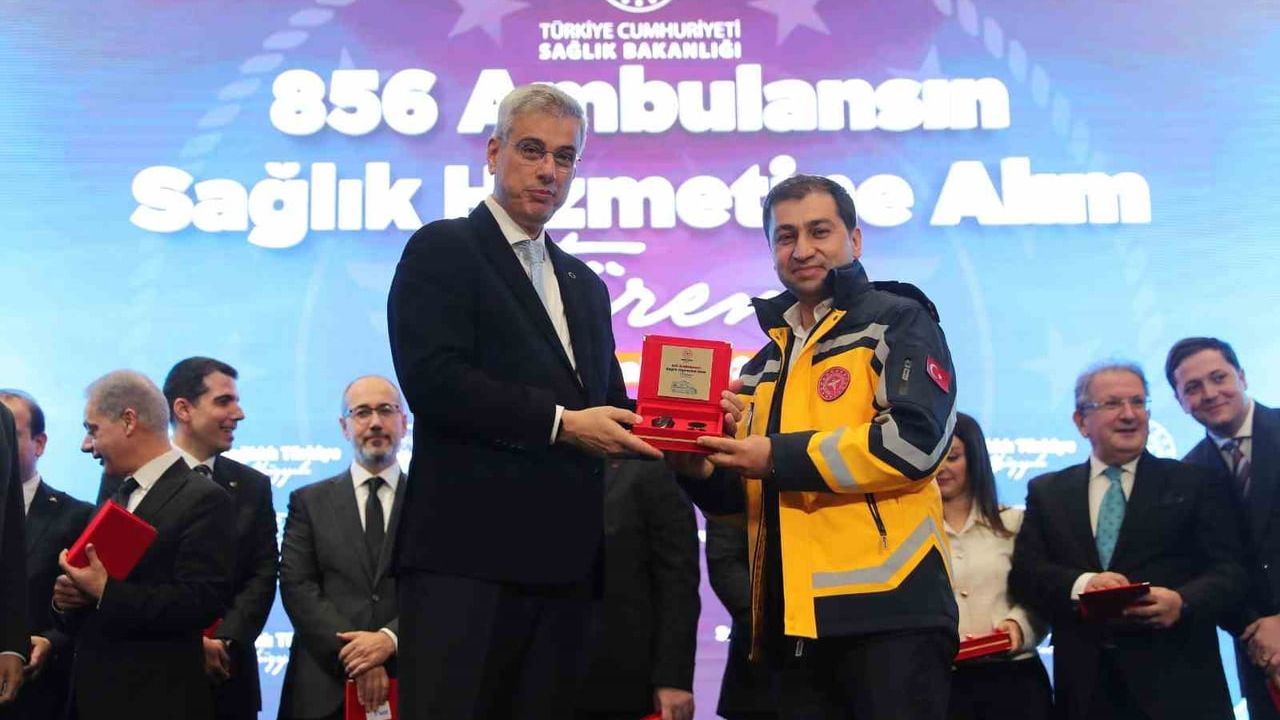 Bilecik'e 3 yeni ambulans: Toplam ambulans sayısı 38'e yükseldi