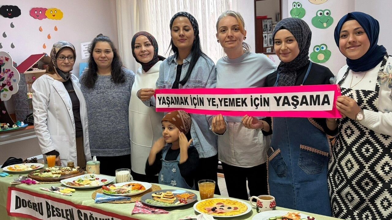 Bilecik Halk Eğitimi Merkezi'nde 'Beslenme Tabağı Hazırlıyoruz' Etkinliği