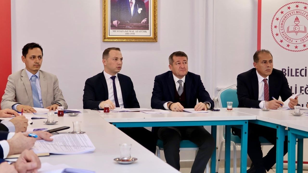 Bilecik'te Açık Öğretim Sınavları İçin Bilgilendirme Toplantısı Yapıldı