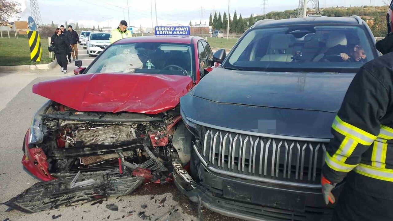 Bilecik'te direksiyon sınavında kaza: 4 yaralı