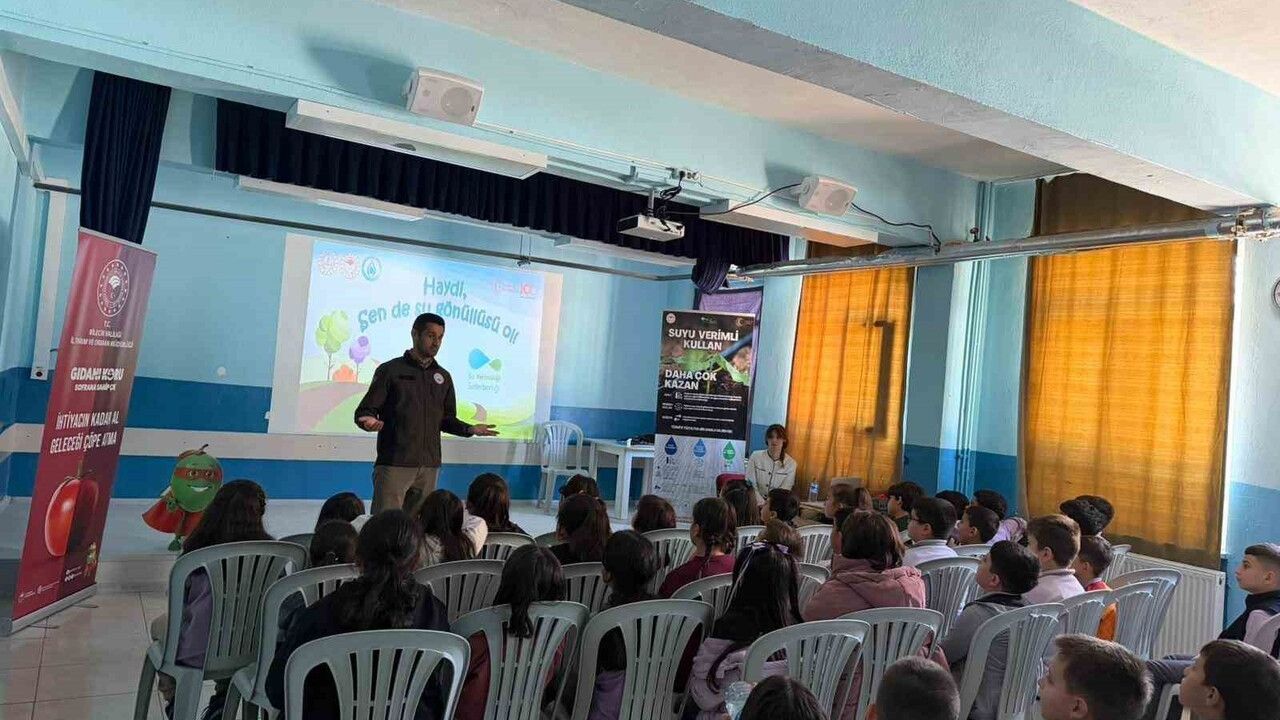 Bilecik’te Malhunhatun İlköğretim’de 344 öğrenciye su verimliliği eğitimi