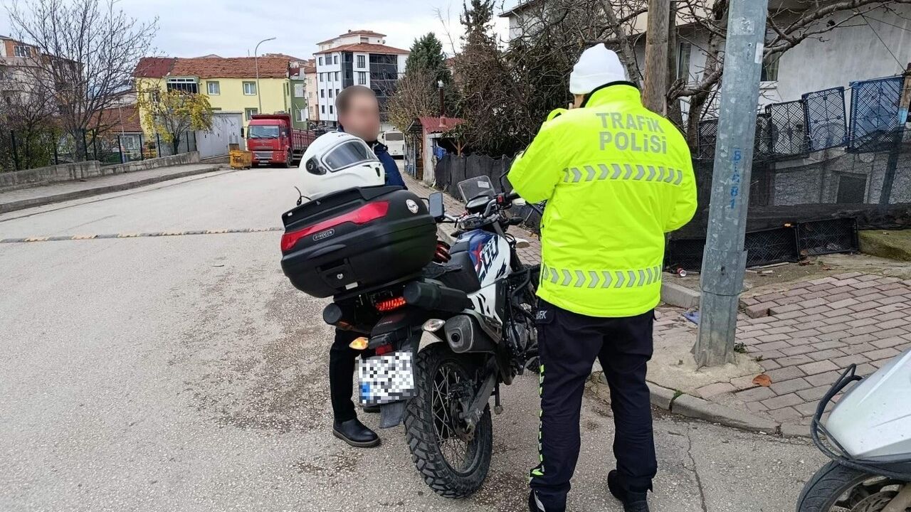 Bilecik'te motosiklet ve ATV sürücülerine yönelik denetimler sürüyor