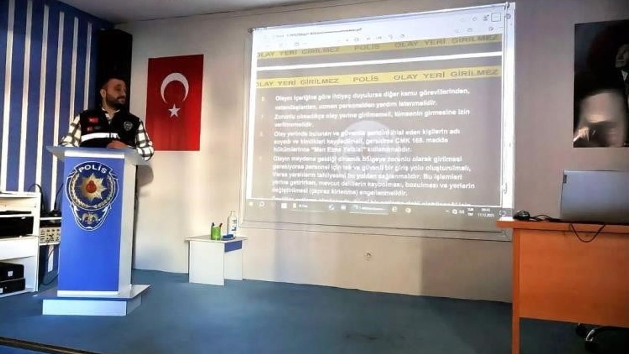 Bilecik'te polislere şüpheli paket ve olay yeri eğitimi verildi