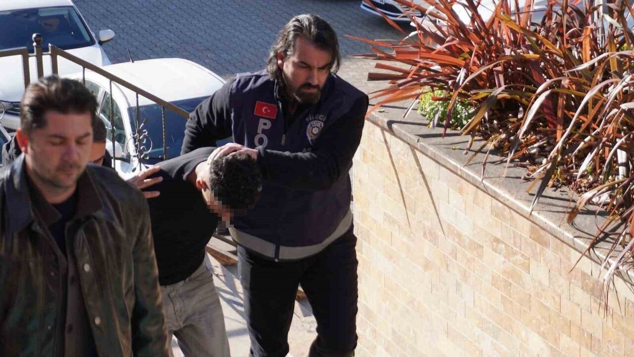 Bilecik'te yakın arkadaşını öldüren 18 yaşındaki şüpheli tutuklandı