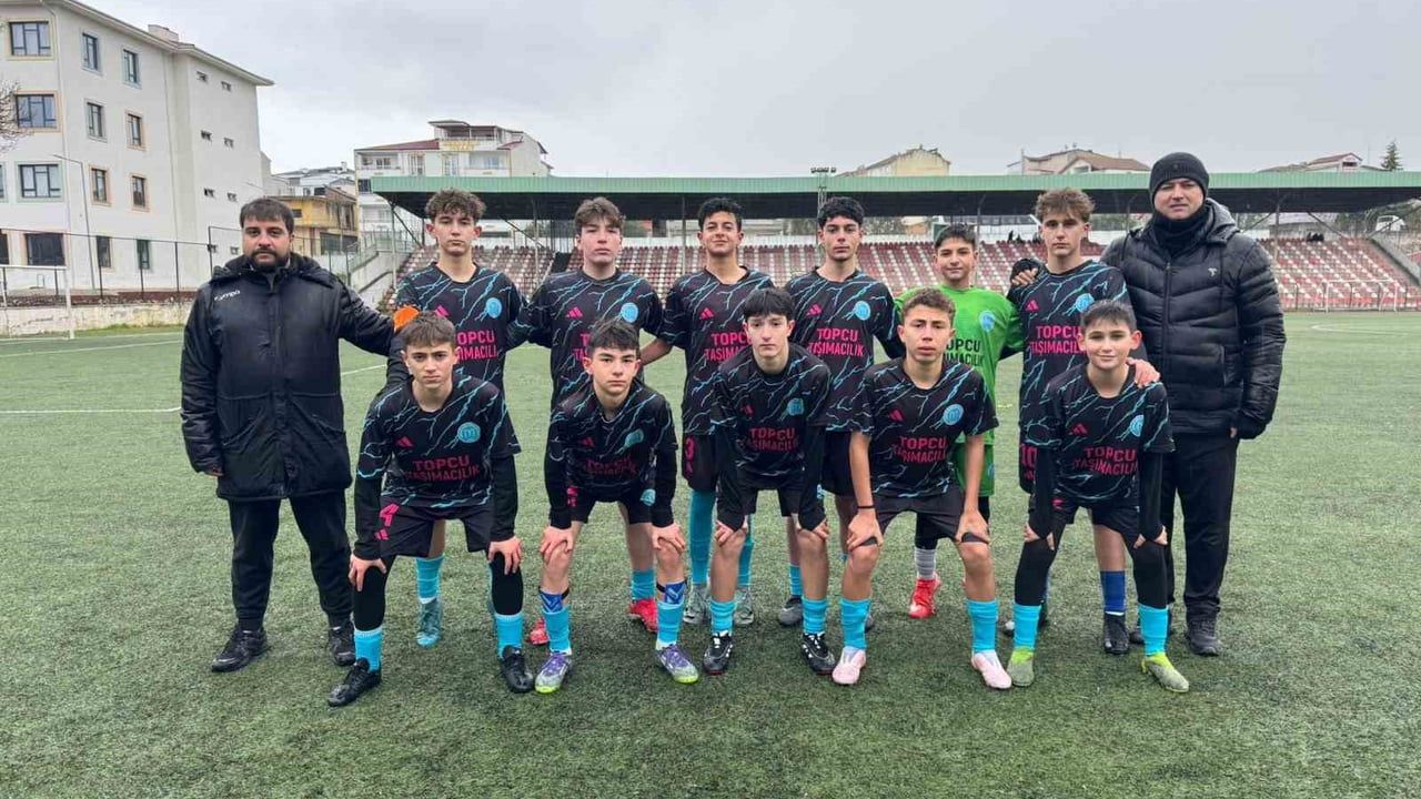 Bilecik U16 Gençler Ligi: Osmanelispor 7'de 7 ile liderliğini sürdürdü