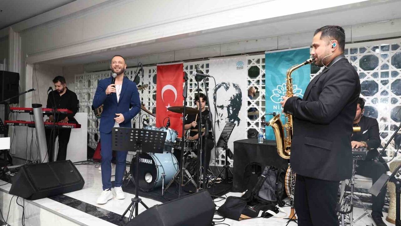 Bizim Ev 14. kuruluş yıldönümünü ve 3 Aralık Dünya Engelliler Günü'nü kutladı