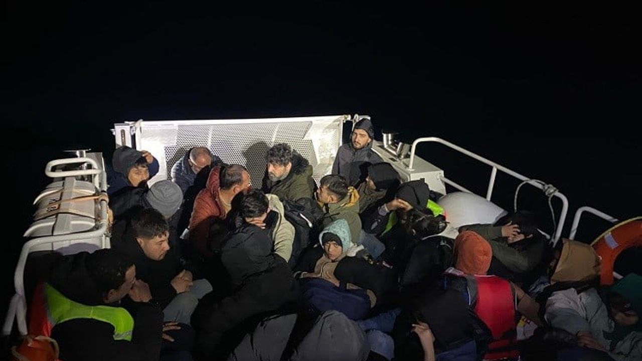 Bodrum açıklarında 9'u çocuk 39 düzensiz göçmen yakalandı