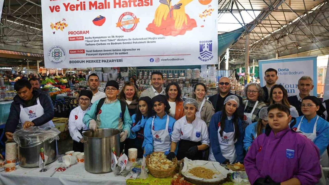 Bodrum'da 12. Toprak Ana Günü ve Yerli Malı Haftası Merkez Pazaryeri'nde Kutlandı