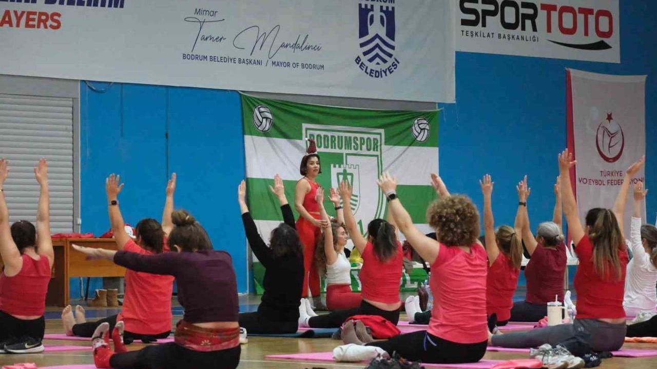 Bodrum’da yoga ve pilates ortak etkinlikle 2025’e sağlıklı veda
