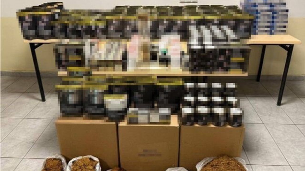 Bolu'da kaçakçılık operasyonu: Elektronik, tütün ve sigara ürünleri ele geçirildi