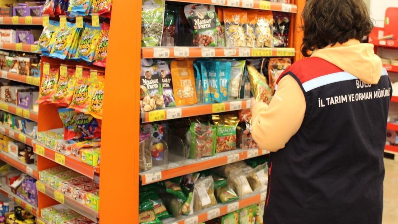 Bolu'da Yılbaşı Öncesi Gıda Denetimleri: 350 İşletme Kontrol Edildi, 2025'te 7 bin 110 Denetim