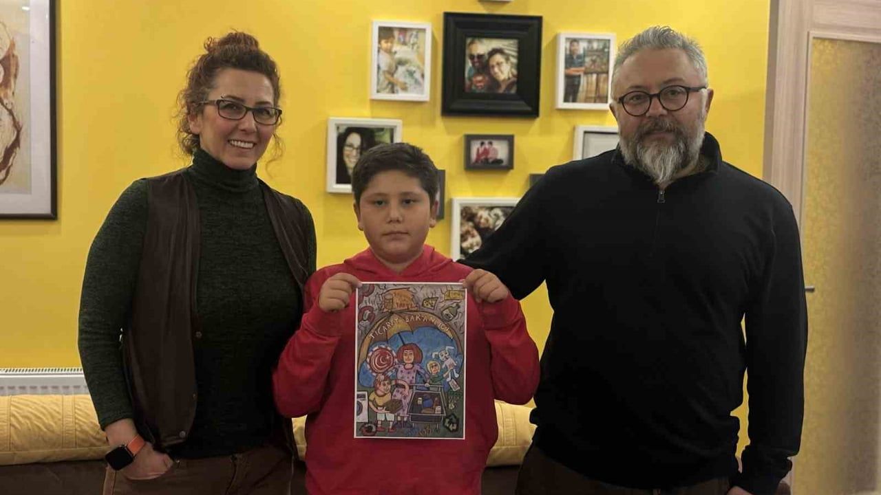 Bolu’lu Öğrenci Uygar Çetin, 'Bilinçli Tüketici Olmak' Resim Yarışmasında Türkiye Birincisi