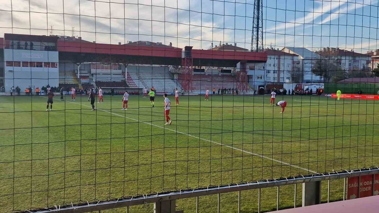 Boluspor'tan Pendikspor maçındaki protestoya resmi açıklama: Ciddiyet, saygı ve profesyonellik vurgusu