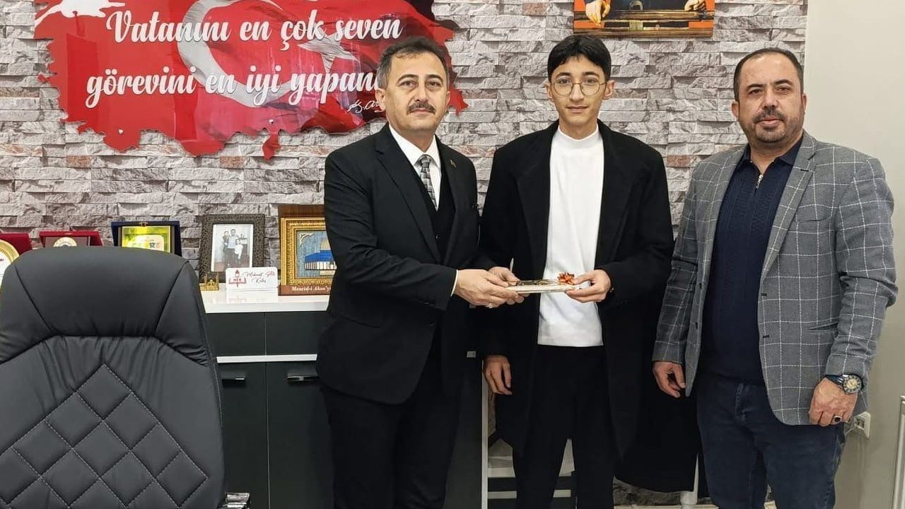 Bolvadinli Ali Çırak, Genç Hatipler Hutbe Okuma 1. Bölge Yarışması'nda ikinci oldu