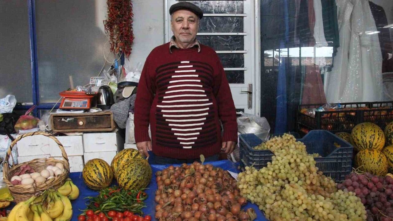 Bozdoğan’da 'doğal çikolata' muşmula vatandaştan ilgi görüyor