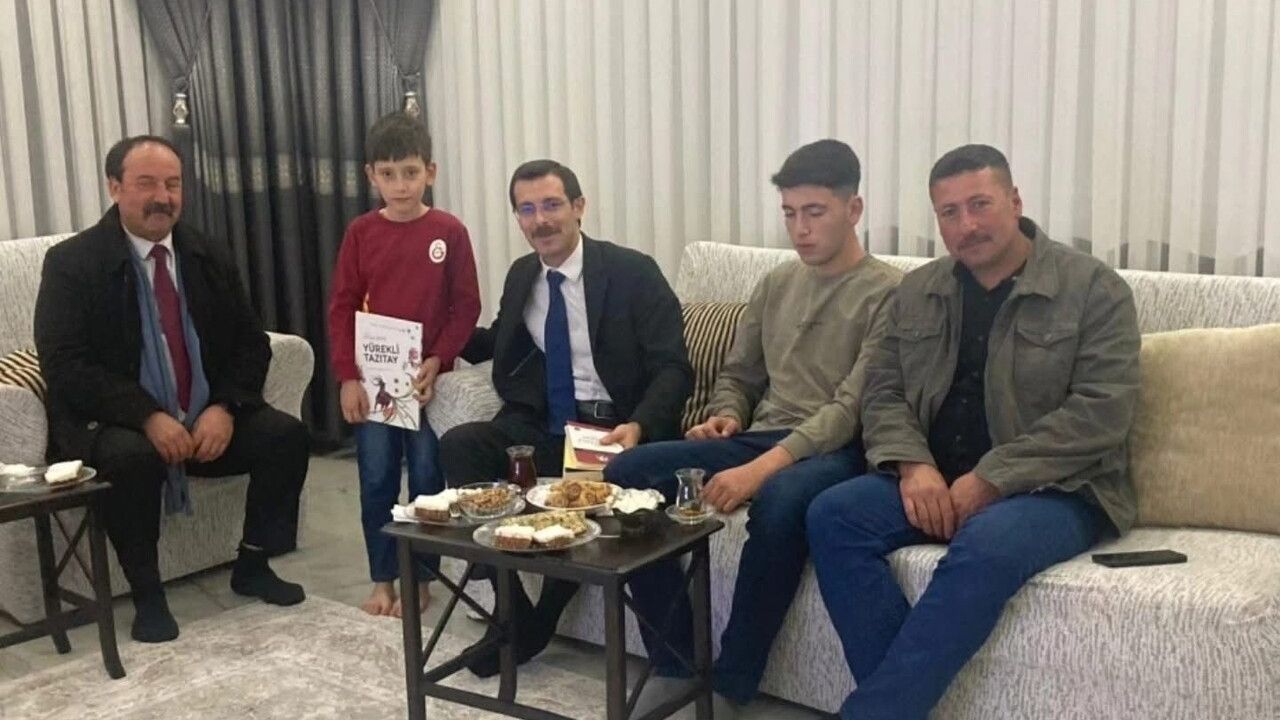 Bozdoğan'da 'Misafirim Kaymakamım' Projesi: Kaymakam Polat Öğrenci Evlerini Ziyaret Etti