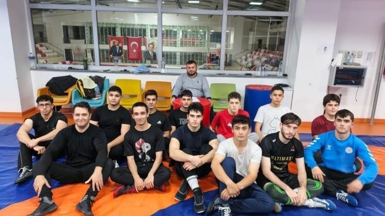 Bozüyük'te Gençlik ve Spor Bakanlığı Güreş Okulları: Güç ve Teknik Bir Arada