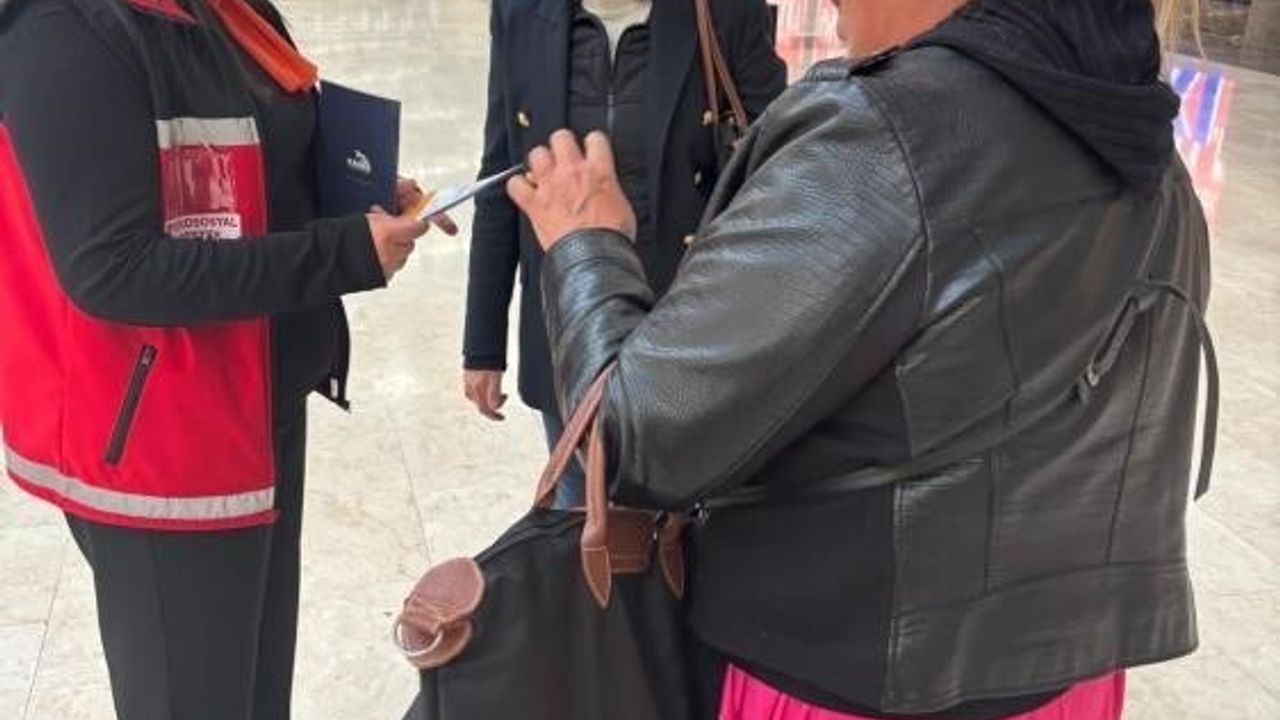 Bozüyük'te Kadına Şiddetle Mücadele Bilgilendirmesi: KADES ve Acil Hattı Tanıtıldı