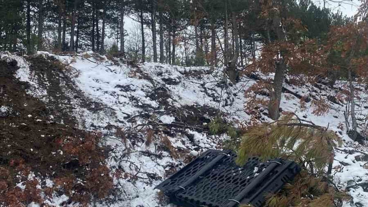 Bozüyük'te kontrolden çıkan otomobil karşı şeride geçerek çarpıştı: 4 yaralı