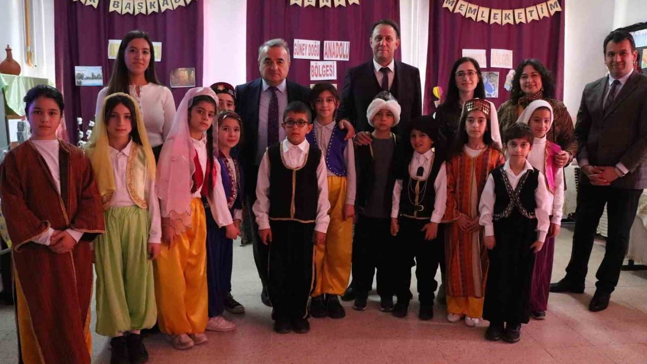 Bozüyük’te Okullarda 'Yerli Malı Haftası' Sergileri: 'Geçmişten Geleceğe Yolculuk' Teması