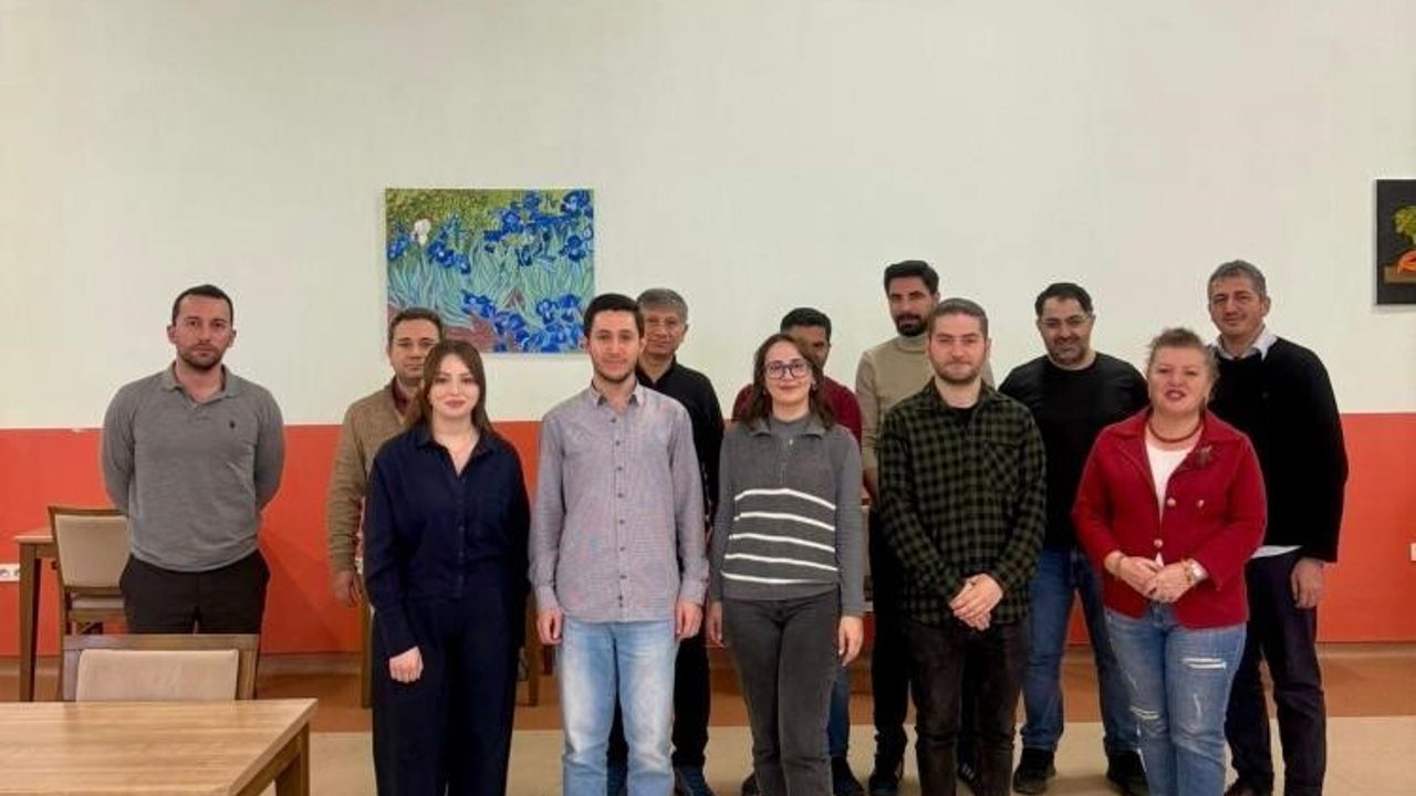 BŞEÜ’de kütüphane personeline uygulamalı erişilebilirlik eğitimi: E-Bot tanıtıldı