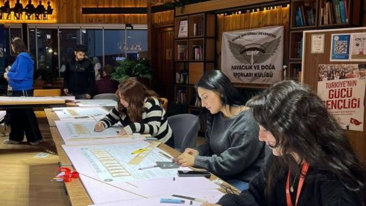 BŞEÜ Genç Ofis'te "Model Uçak Kursu Eğitmen Eğitimi" başladı