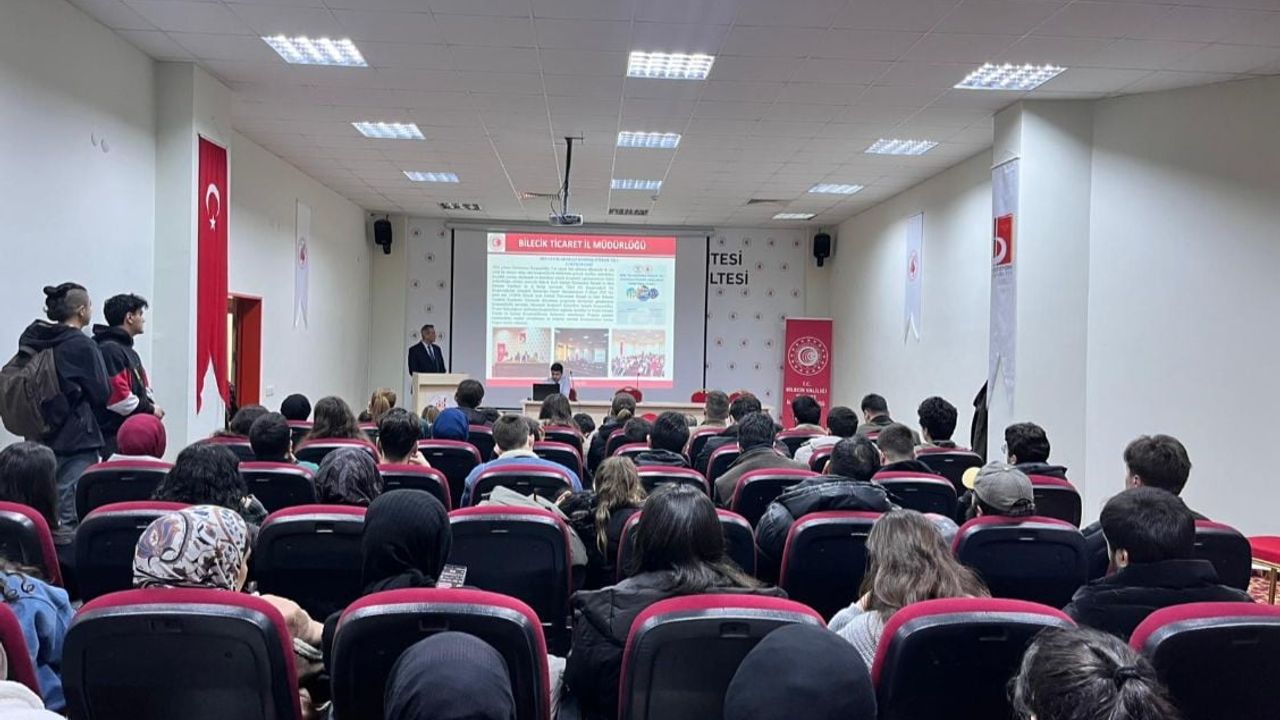 BŞEÜ İktisadi ve İdari Bilimler Fakültesinde Ticaret İl Müdürü Şinasi Balta ile Kariyer Etkinliği