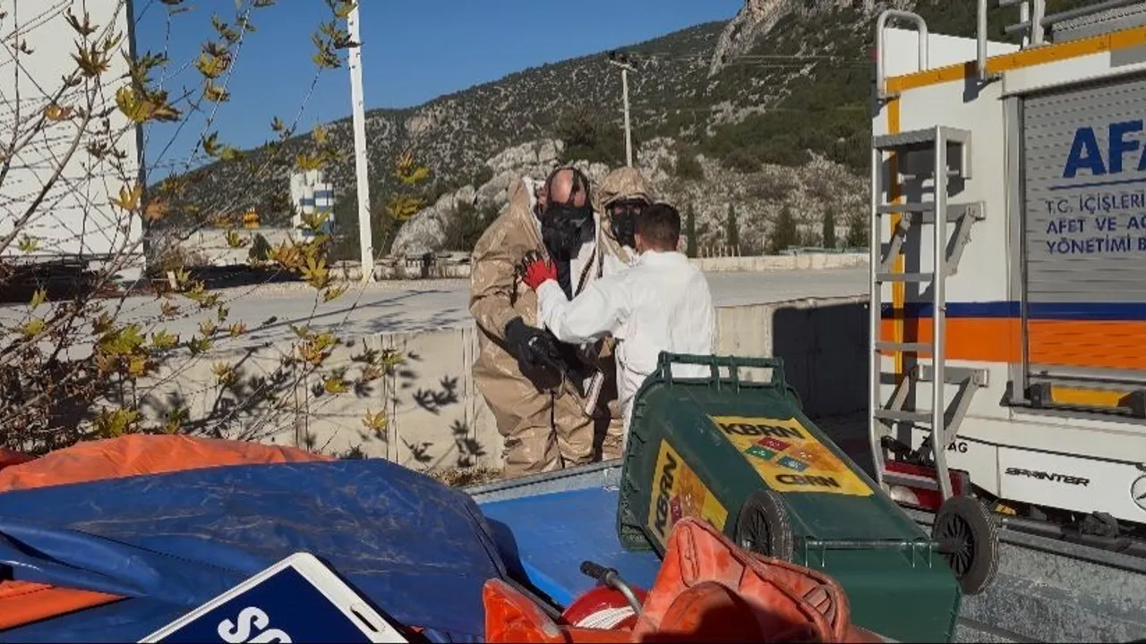 Bucak Organize Sanayi Bölgesi'nde Yangın ve KBRN Tatbikatı Düzenlendi