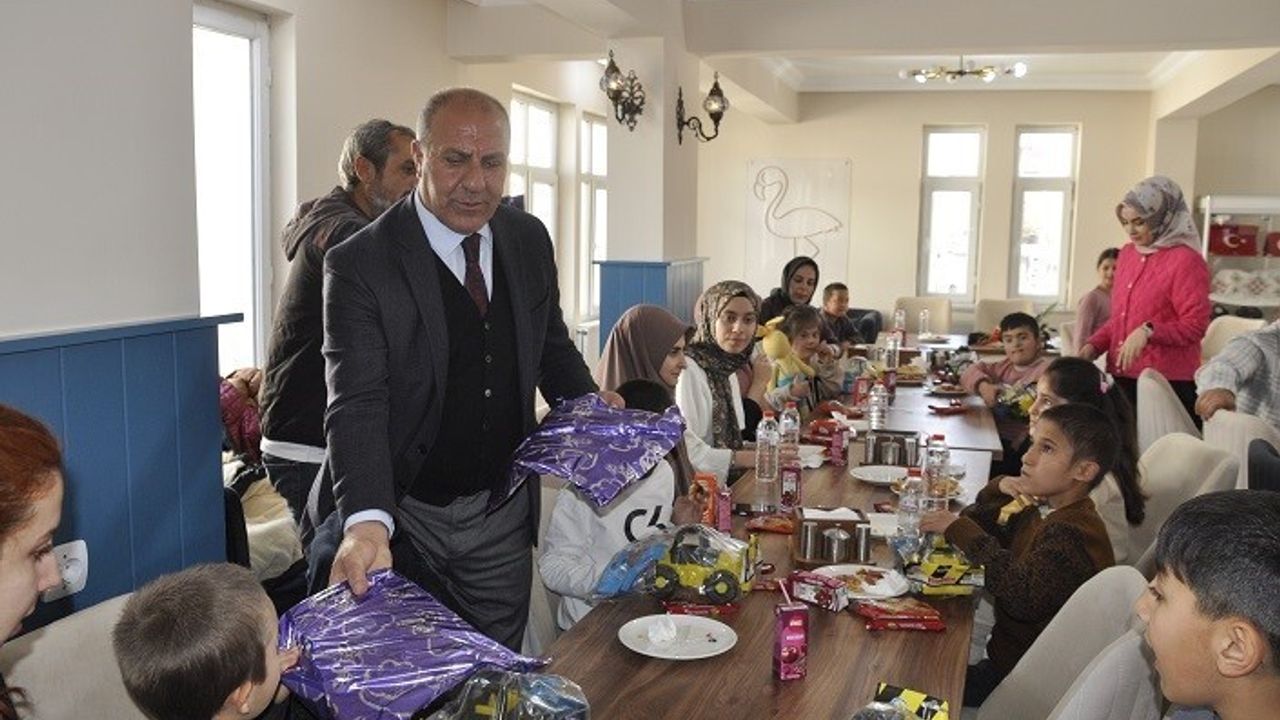 Bulanık'ta özel eğitim öğrencilerine yönelik farkındalık etkinliği