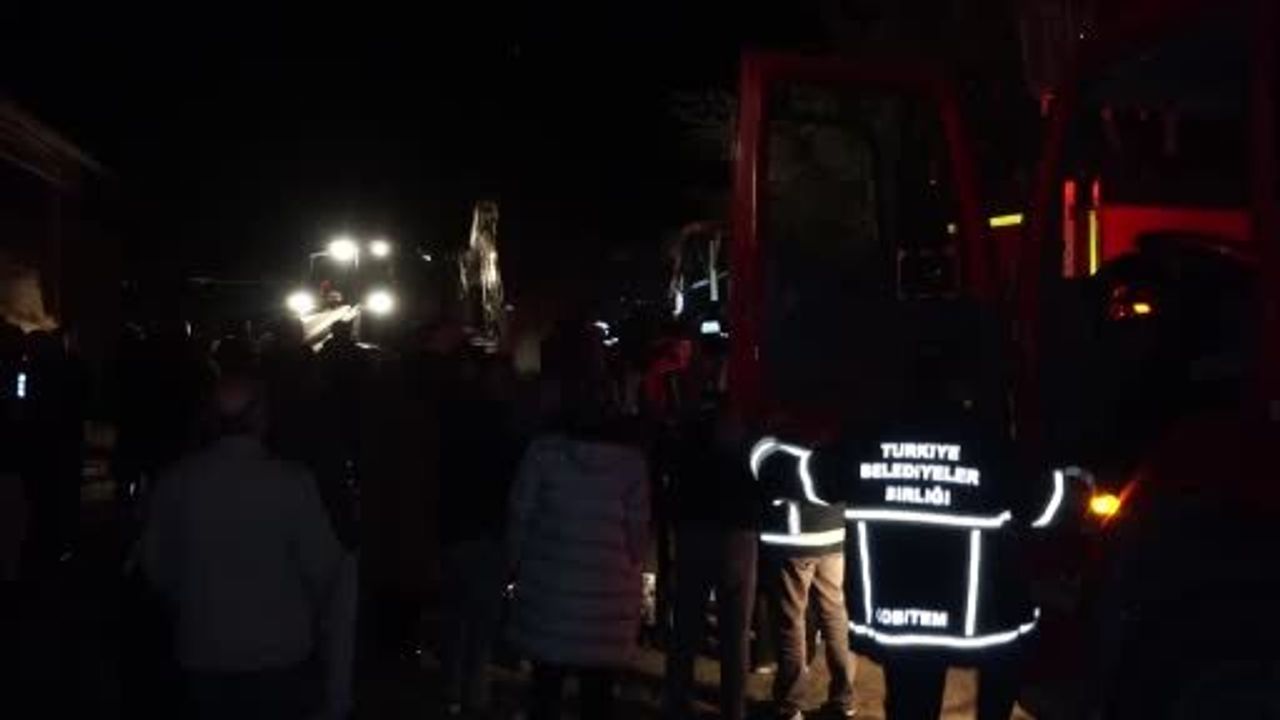 Burdur Gölhisar’da kalorifer kazanı patlaması evde yangına yol açtı