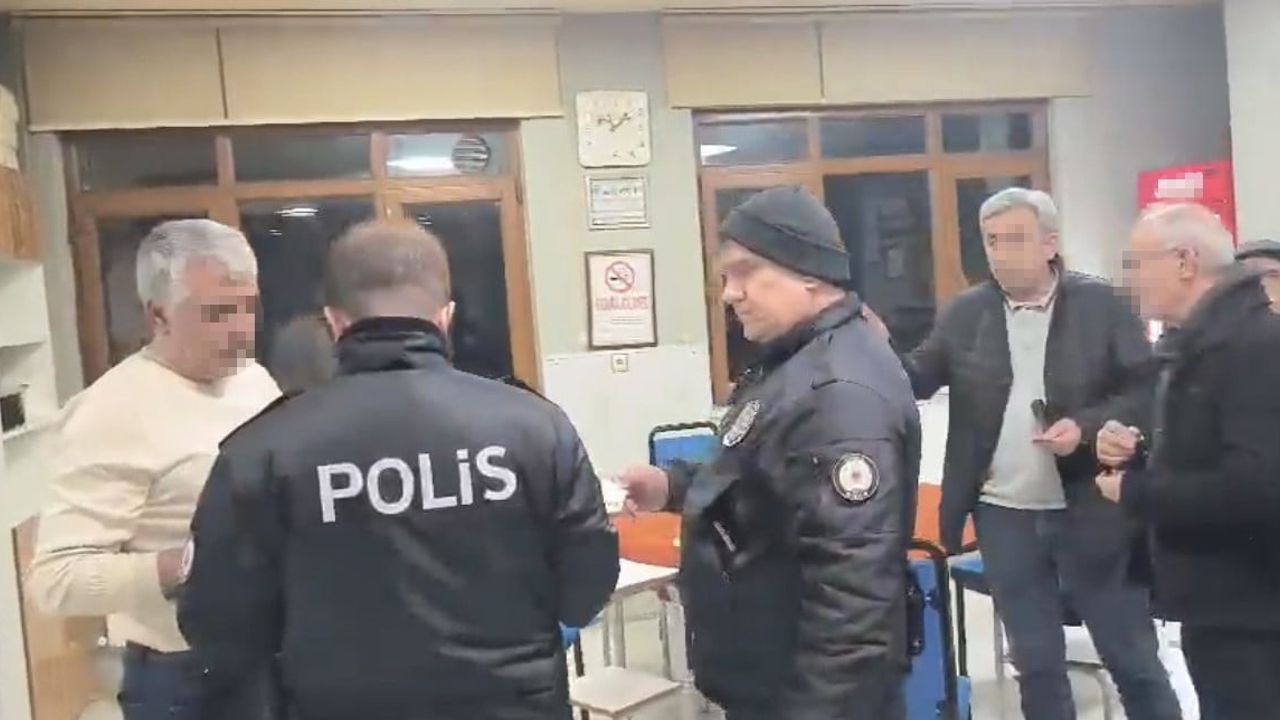 Bursa'da 300 polisle yapılan denetimde kumar ve ruhsatsız faaliyetler tespit edildi