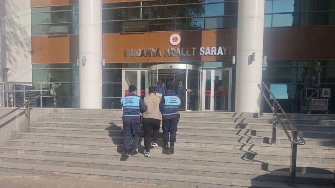 Bursa'da 4 milyon TL'lik ziynet eşyası hırsızlığı 288 saatlik kamera incelemesiyle aydınlatıldı