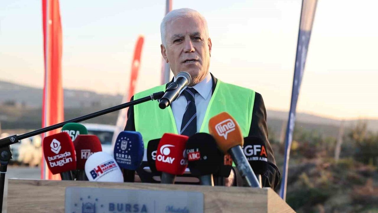 Bursa’da Hatıra Ormanı: Karacabey’e 15 bin 28 fidan dikildi