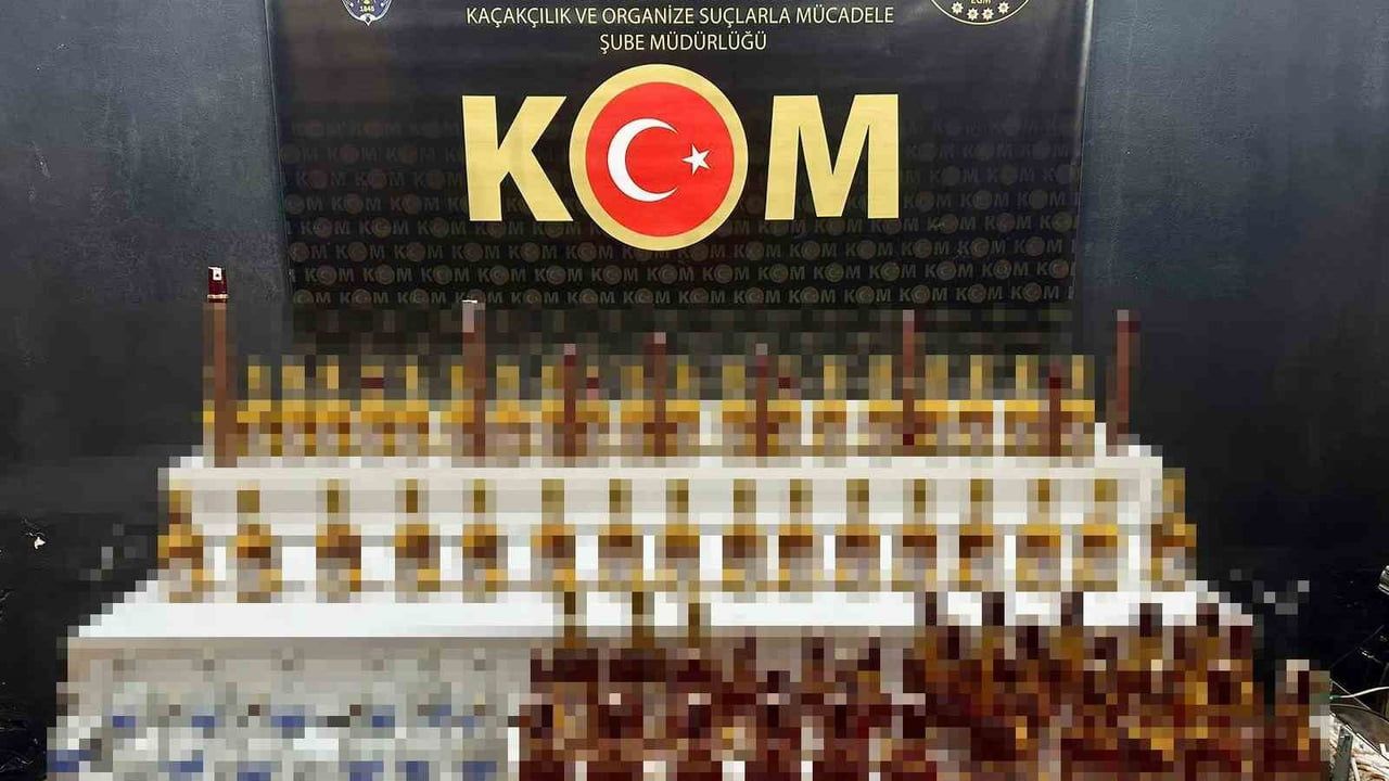 Bursa'da yılbaşı öncesi eş zamanlı sahte alkol denetimi: 98 şişe, 110 kapak ele geçirildi