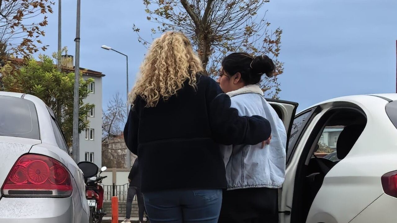 Bursa İnegöl'de Narkotik Operasyonu: Yaklaşık 2 Kilogram Uyuşturucu Ele Geçirildi